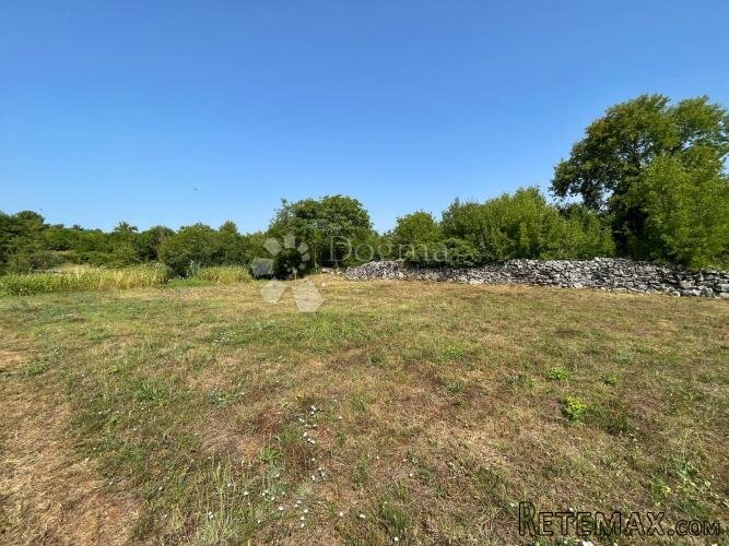GRAĐEVINSKO ZEMLJIŠTE 1782 m² - 3