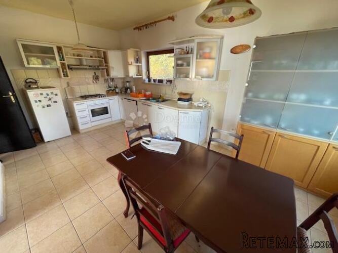 Kantrida -350m2,p+1+2 ,p.prostor 40m2,okućnice 750m2 - 3