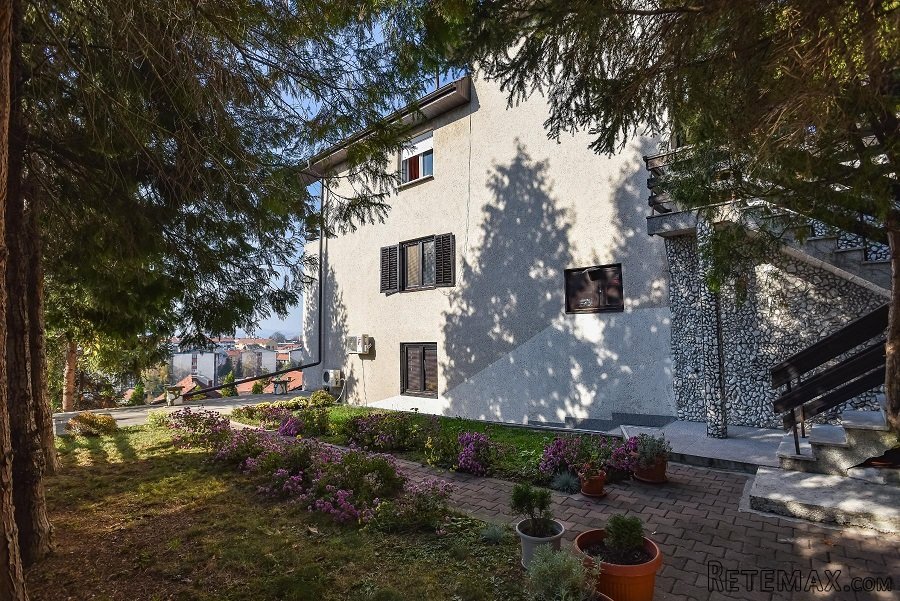 Kuca sa bazenom-Loznica - 14
