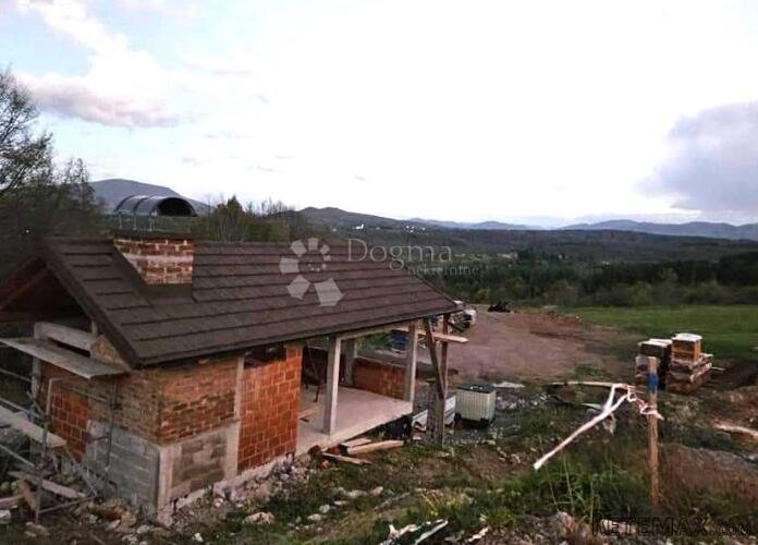 Građevinsko zemljište kod Josipdola - 2