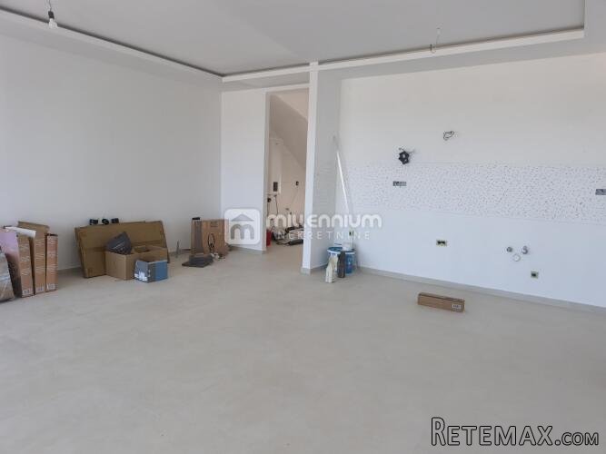 Jadranovo, 123m2, novogradnja s bazenom - 2