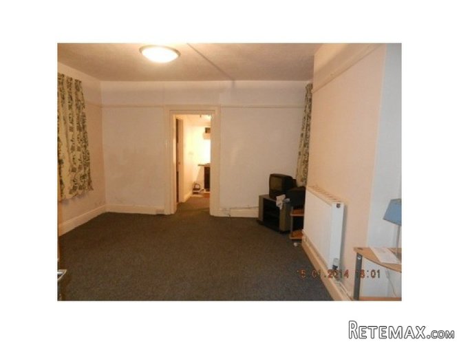 STUDIO FLAT, FREE GAS AND WATER - 2