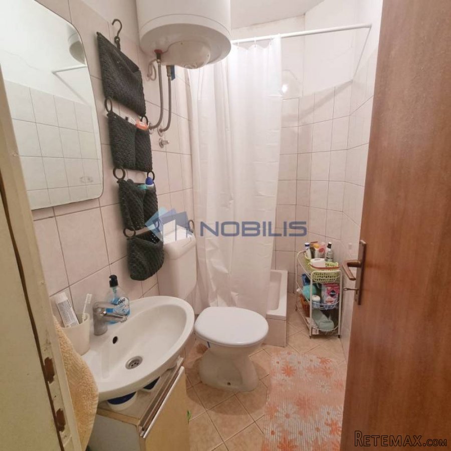 Gradac, kuća 120 m2 + okućnica 442 m2 - 9