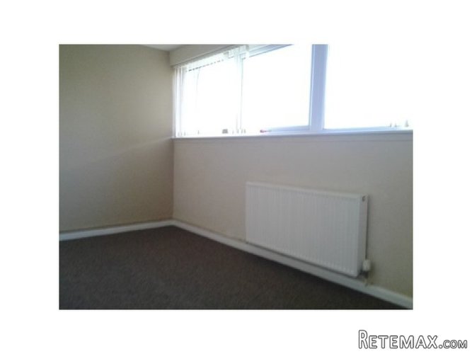 3 Bedroom Maisonette Ideal family home - 2