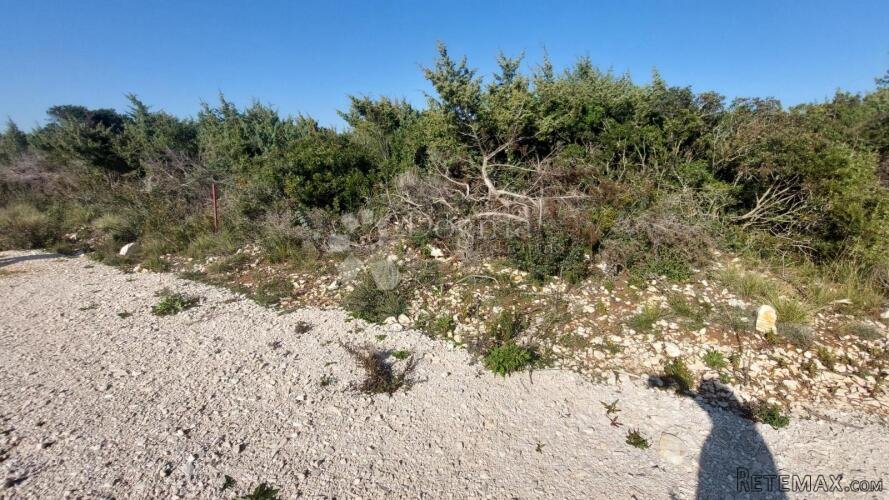 Građevinsko zemljište na mirnoj lokaciji sa pogledom na more - 3