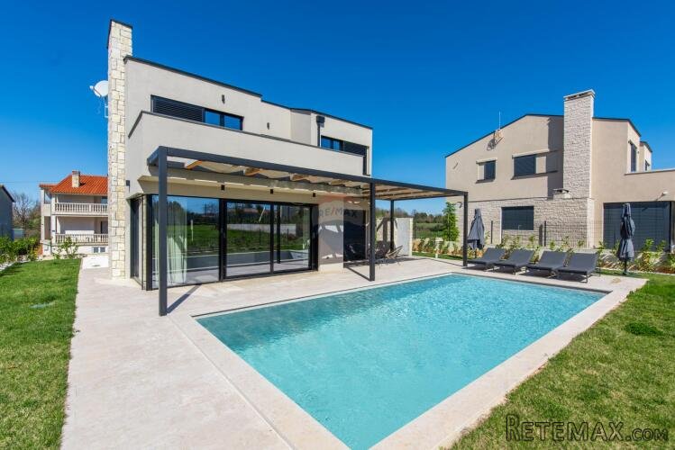 Istra, Krnica - luksuzna vila s bazenom 158m2 - 2