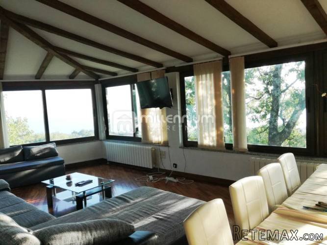Rijeka, Rešetari, imanje s 2 kuće na terenu od 9.000m2 - 4