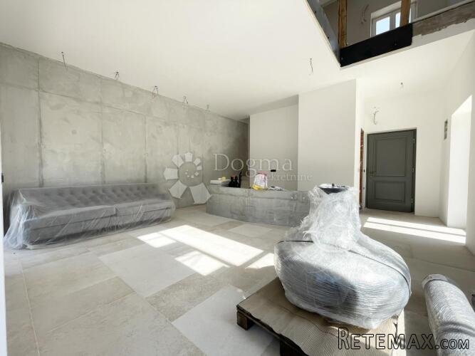 DIZAJNERSKA VILA U POTPUNOJ PRIVATNOSTI - 5