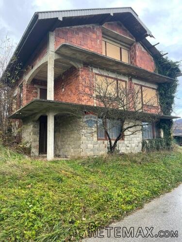 Krapina, Straža Krapinska – Kuća za renovaciju