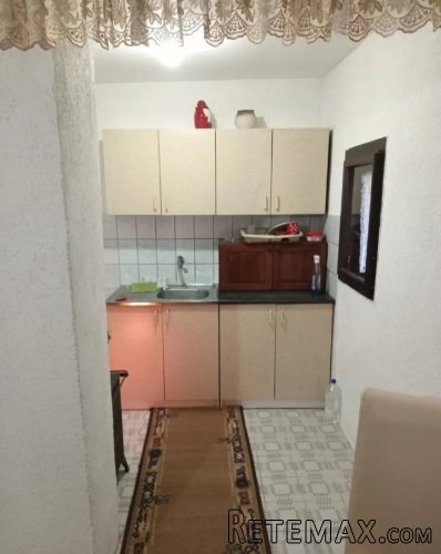 Prodajem kucu u Sjenici - 8