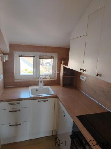 VODICE - apartman 80 m2 + potkrovlje 80 m2 - 100 metara od m - 2