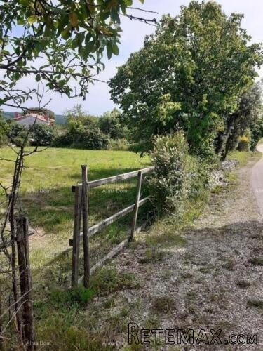 Prodaja kuće s dvije građevinske parcele – Tinjan - 2