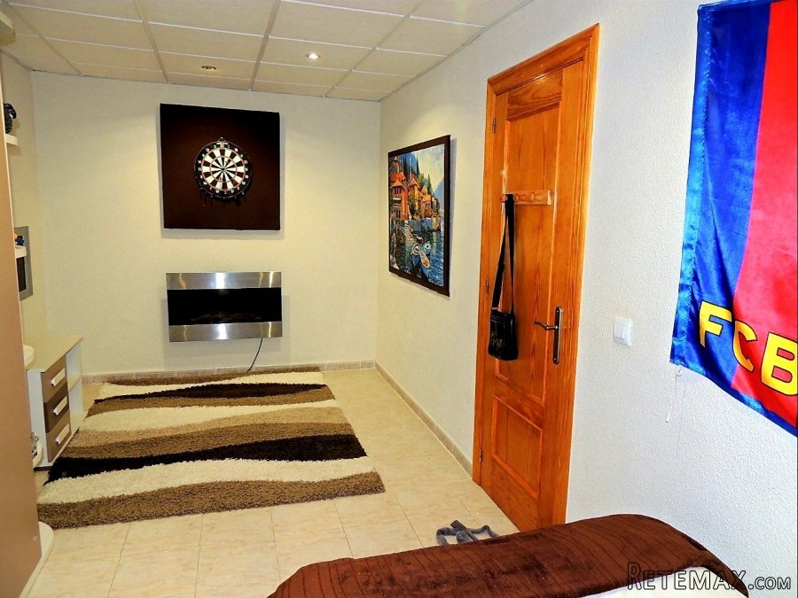 Semi-detached house with 3 floors With a plot of 100m2 and.. - 3