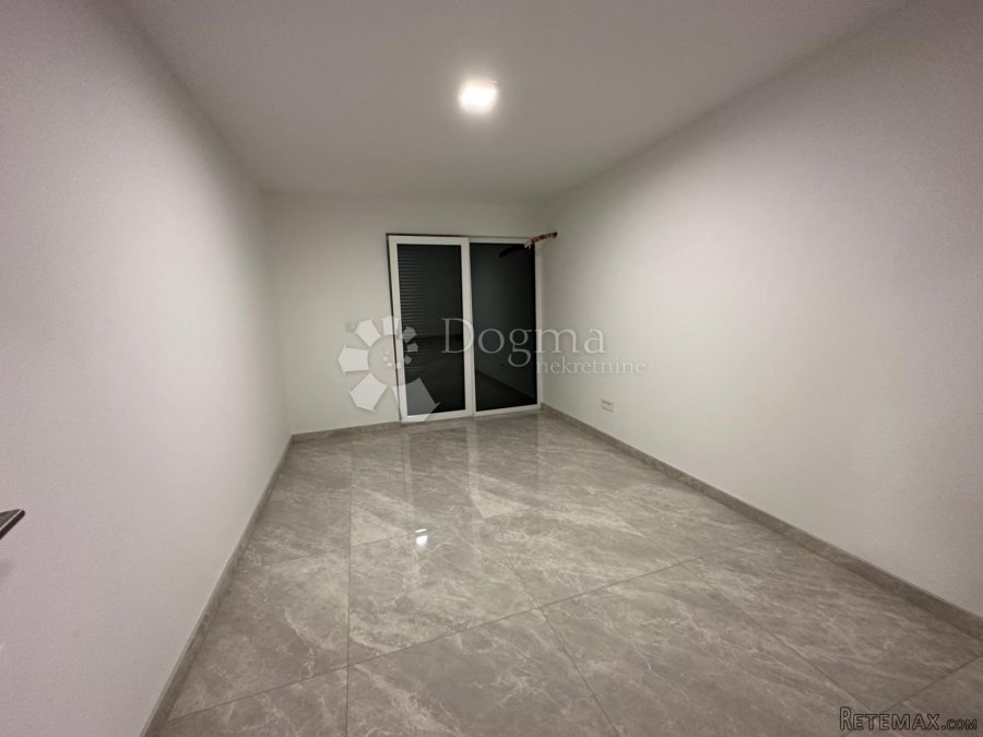 Apartman 2 red do mora (novogradnja) Crikvenica - 8
