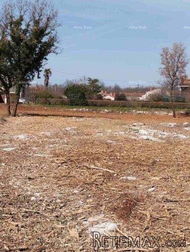 Zemljište 2765 m² na mirnoj lokaciji – Poreč