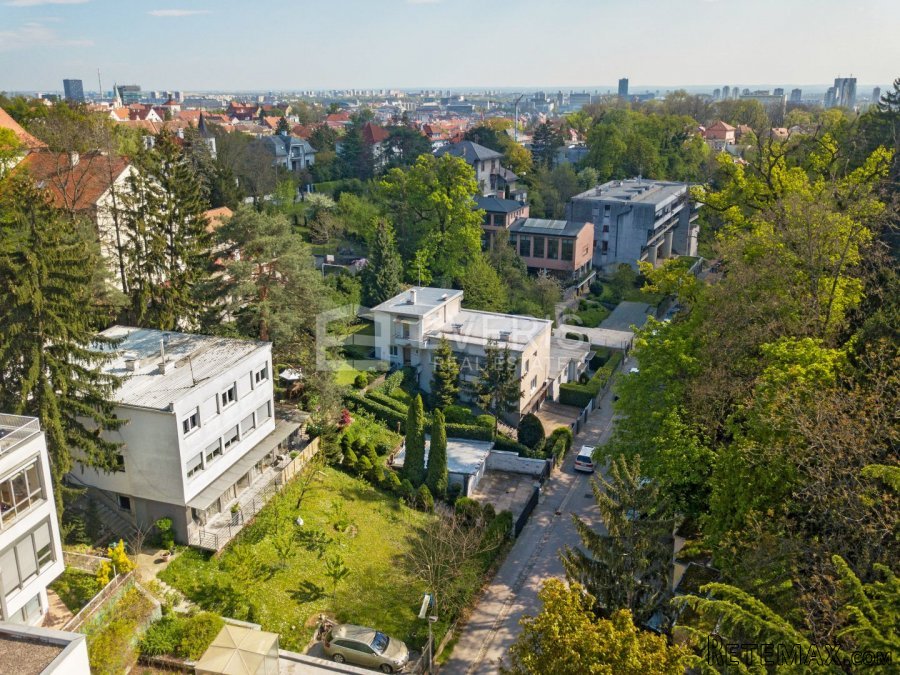 Britanski trg, vila od 3 stana na mikrolokaciji u samom srcu Zag - 2