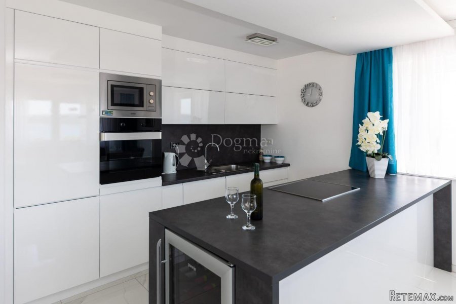 EXKLUZIVNA novogradnja Crikvenica 30m od mora - 9
