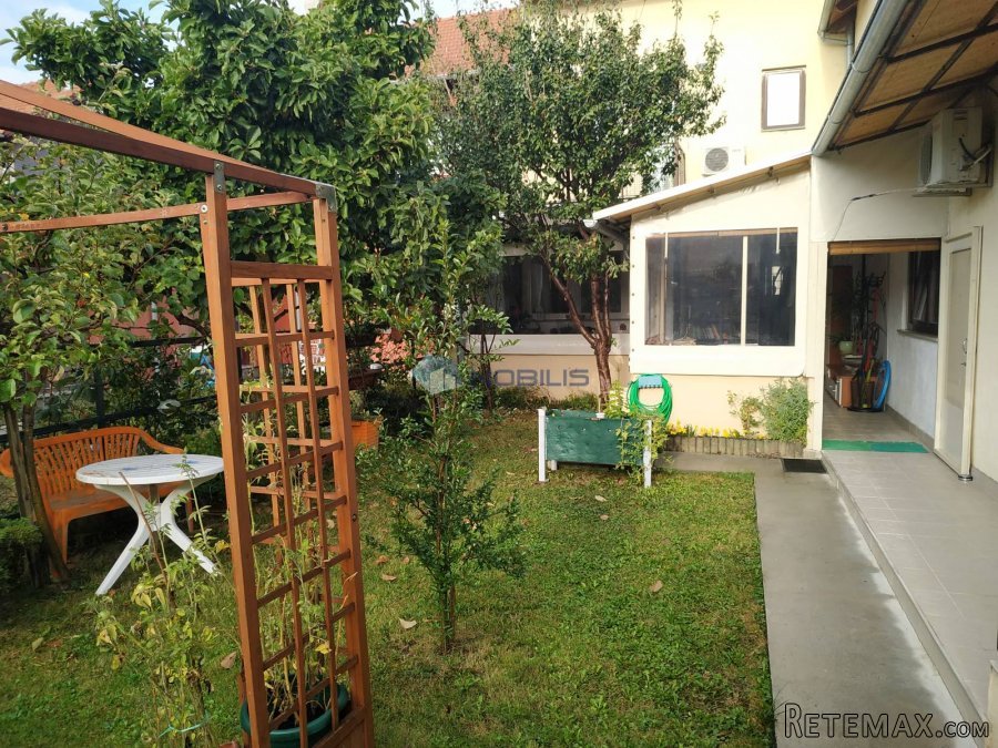 Zagreb, Borongaj, kuća, 165 m2 - 2
