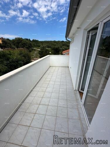 STAN – DUGA UVALA, 40 m² + TERASE!