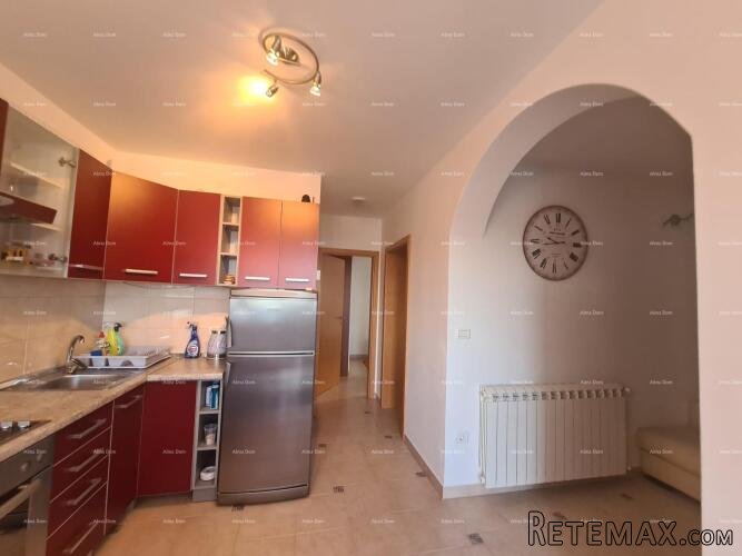 Prodaje se šarmantan stan 60 m², Duga Uvala, pogled na more - 2