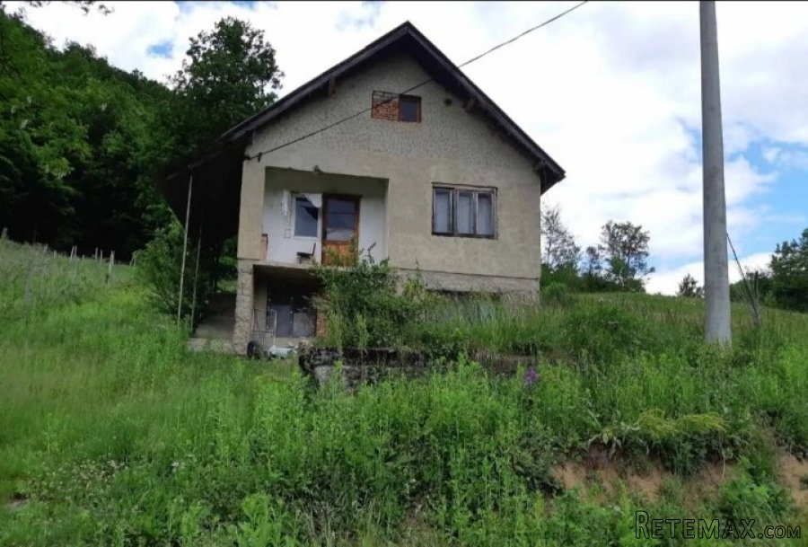 Kuca na prodaju u selu Zivica-Lucani - 3
