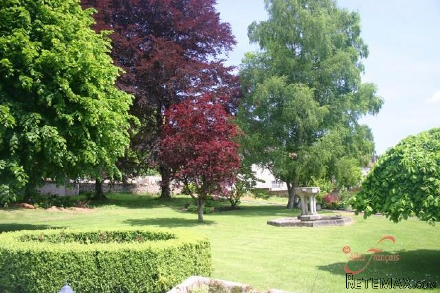 Nr Bourganeuf (23) - A stunning château / manoir sold fully.. - 3