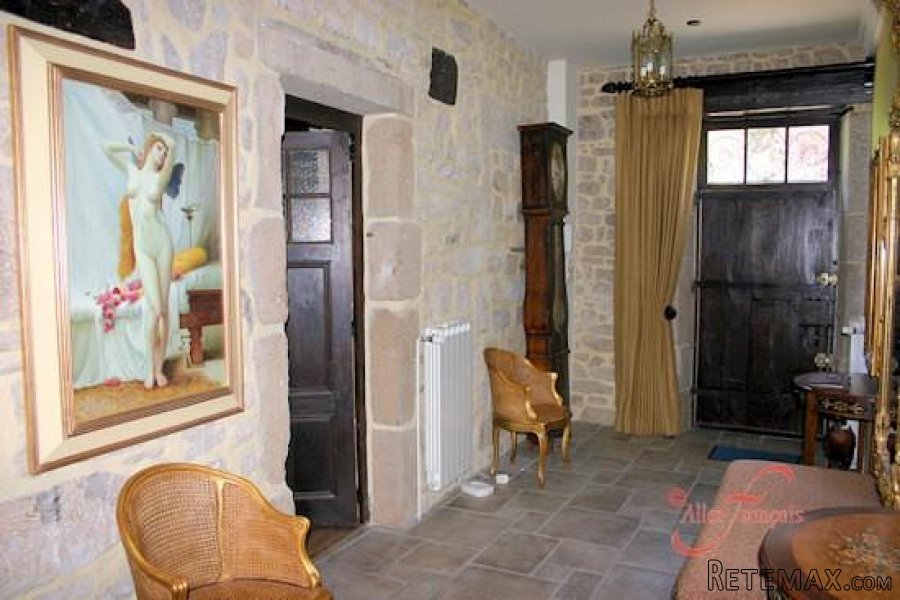 Nr Bourganeuf (23) - A stunning château / manoir sold fully.. - 4