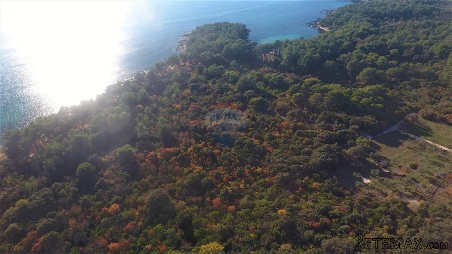 Rovinj, zemljište prvi red do mora tematski park i rekreacij - 5