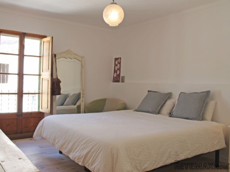 Charming Town House Tastefully Reformed.. - 2