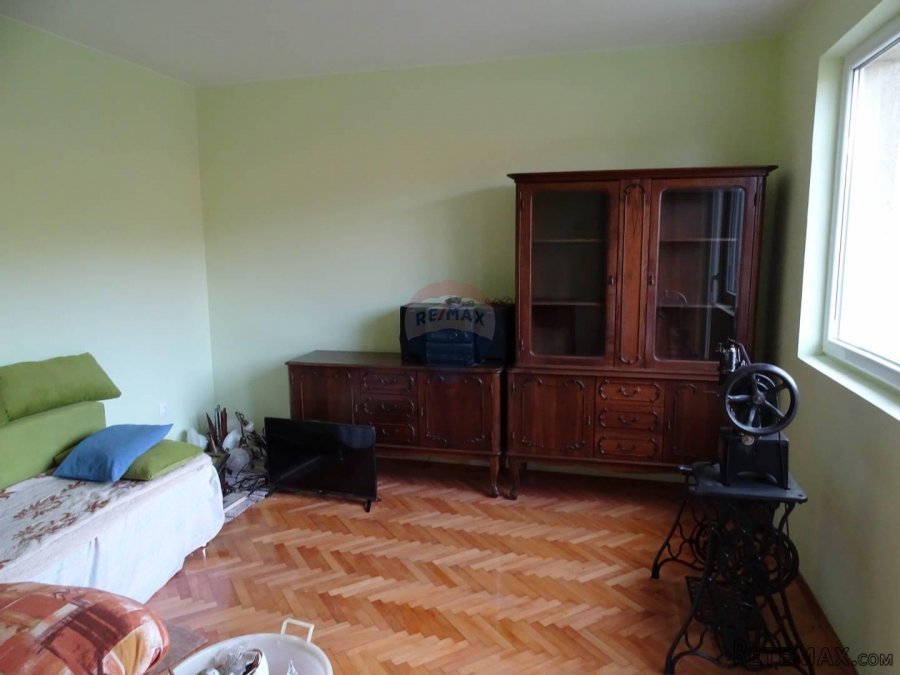 Kuća -okolica Moravica - 2