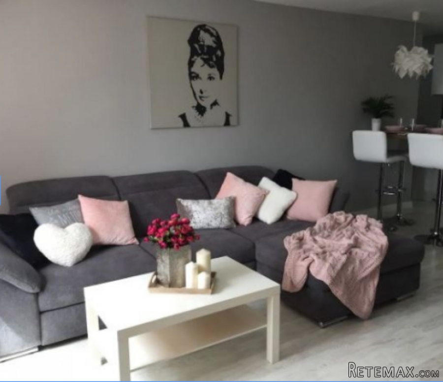 Piso en Benidorm zona Levante , 85 m. de superficie, 700.. - 2