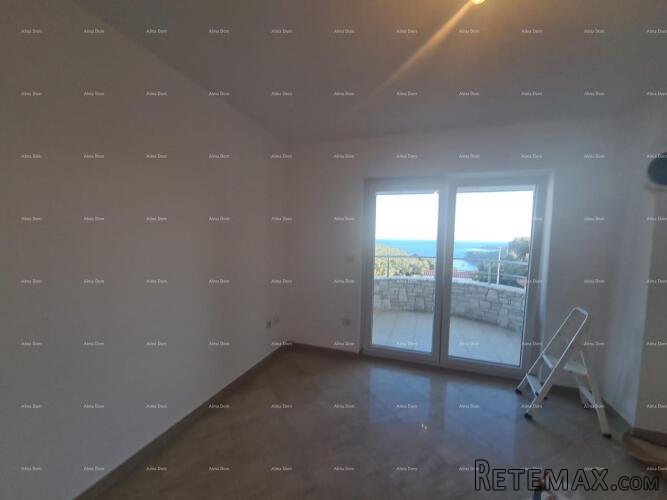 Prodaje se šarmantan stan 60 m², Duga Uvala, – pogled na mo.. - 2
