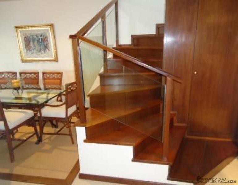 4 Bedroom Apartment - For Sale - Mansa - 2