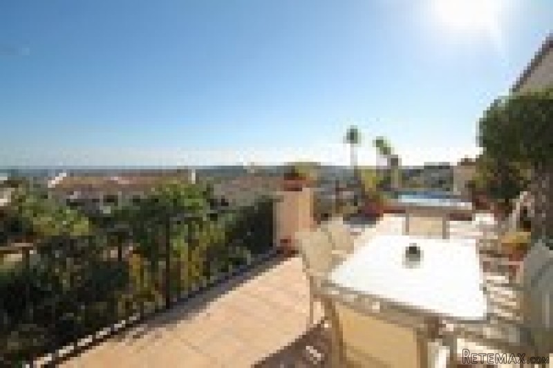 4 Bedrooms - Villa - Malaga - For Sale - 2