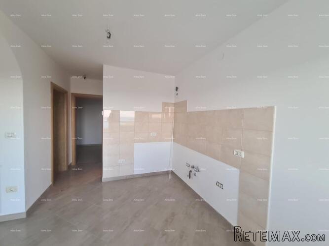 Prodaje se šarmantan stan 60 m², Duga Uvala, – pogled na mo.. - 5