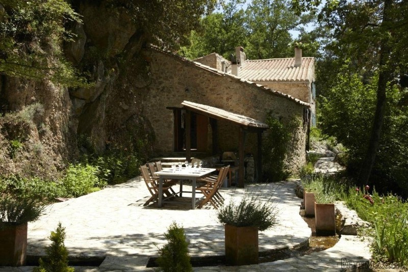 Beautifully Renovated Stone House With..