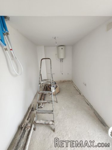 Izdaje se poslovni objekat od 550m2 - 11