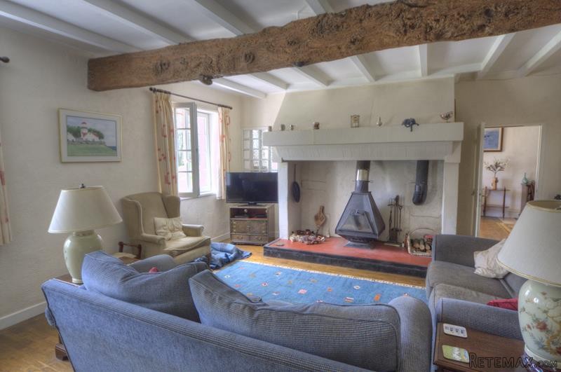 Farmhouse With About 40 Acres Of Land.. - 2