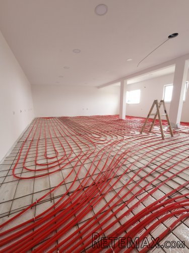 Izdaje se poslovni objekat od 550m2 - 12