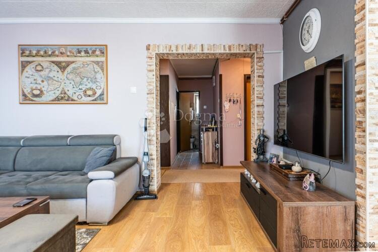 SAMO U DOGMI! OBITELJSKI STAN s panoramskim pogledom - 3