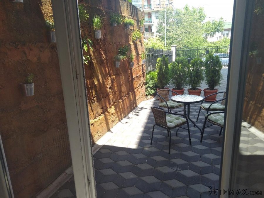 Poslovni prostor,basta,parking,kolski prilaz - 4