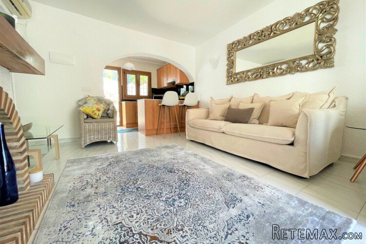 This&nbsp;immaculate townhouse was&nbsp;totally.. - 4