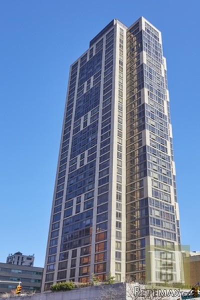 2 bedroom Apartment For Sale: 401 EAST..
