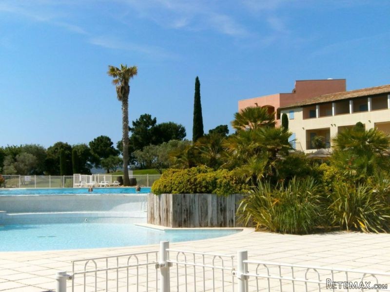 Sale Apartment - Roquebrune-sur-Argens - 2