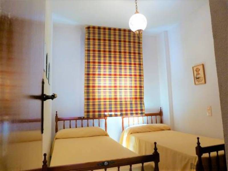 3 Bedroom 1 Bathroom Bungalow In.. - 2
