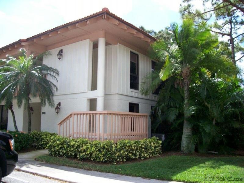 326 Brackenwood Circle, Palm Beach..