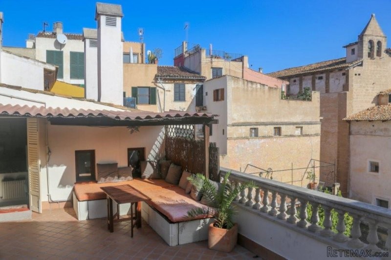 Completely renovated top floor..