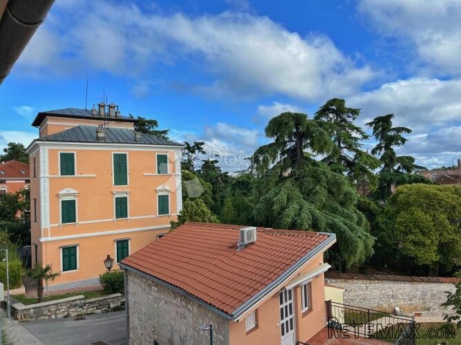 Renovirana kuća u centru Rovinja - 9