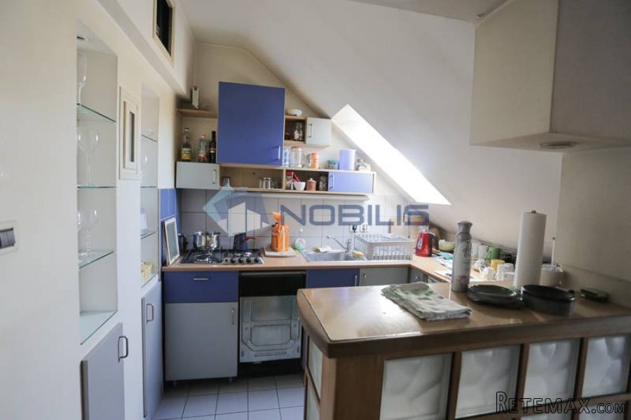 Zagreb, Centar, poslovni prostor 250 m2 + 7 parking mj. - 9