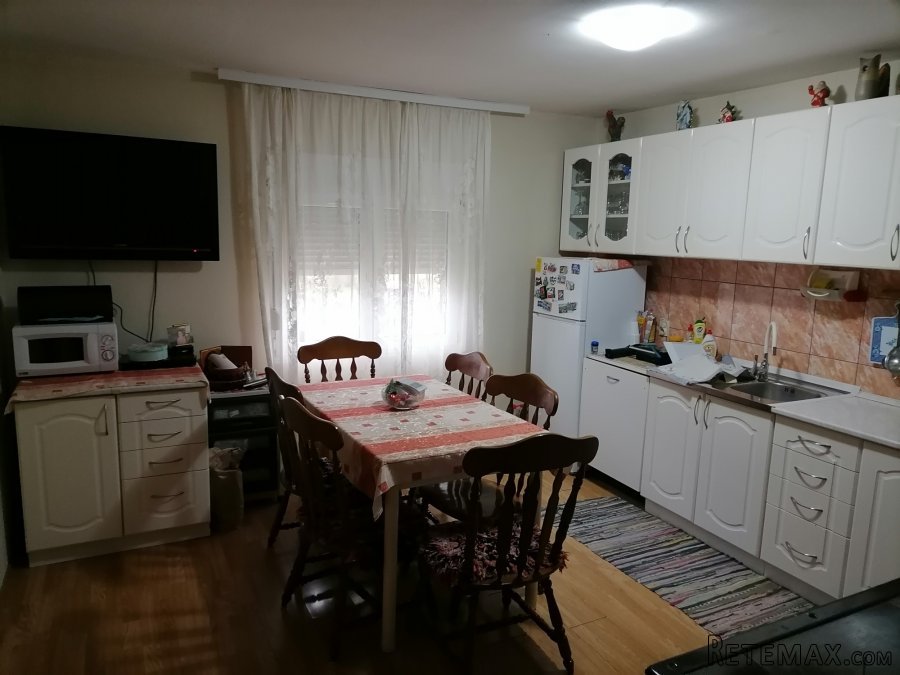 Kuca na prodaju-Lozovik - 10